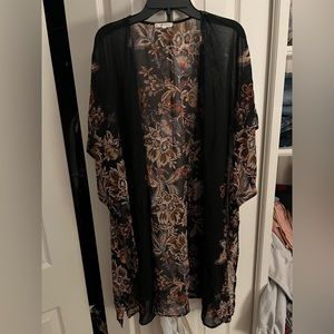Maurices black kimono size 0/1 plus